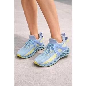 Running Tennis Shoes Sneakers Mens 8 Womens 10 Blue and Yellow Neon Athletic